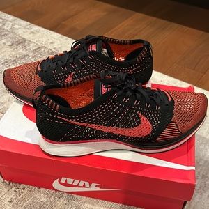 Red and Black Nike Flyknit Racers Size 11 Men’s